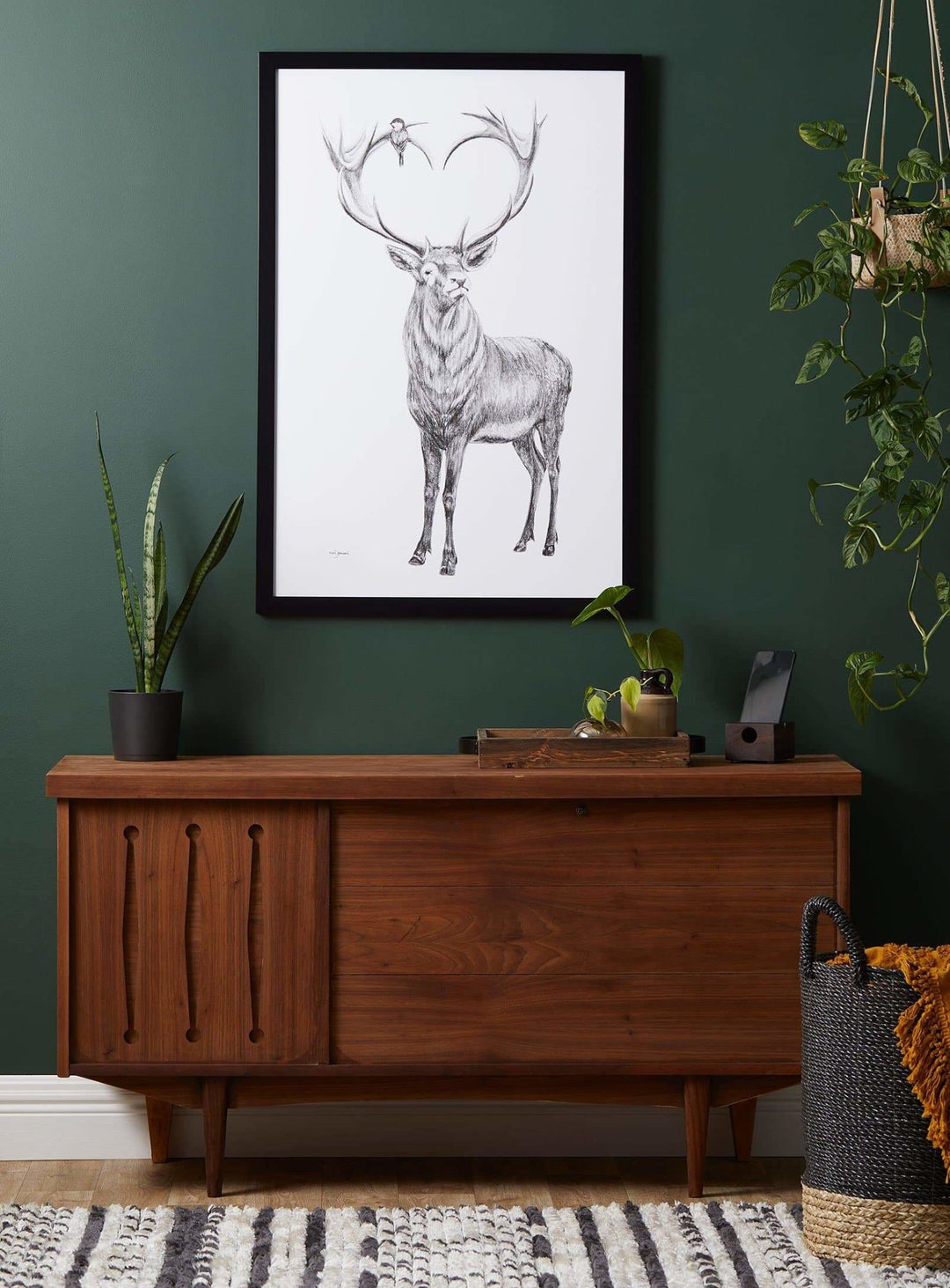 Deer with heart shaped antlers - LE NID atelier